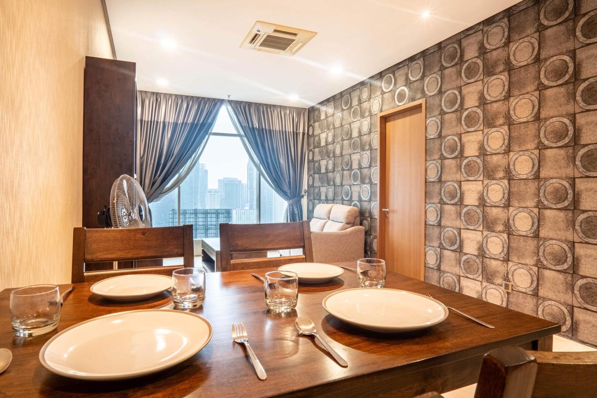 Soho Suites Klcc By Airhost Kuala Lumpur Extérieur photo